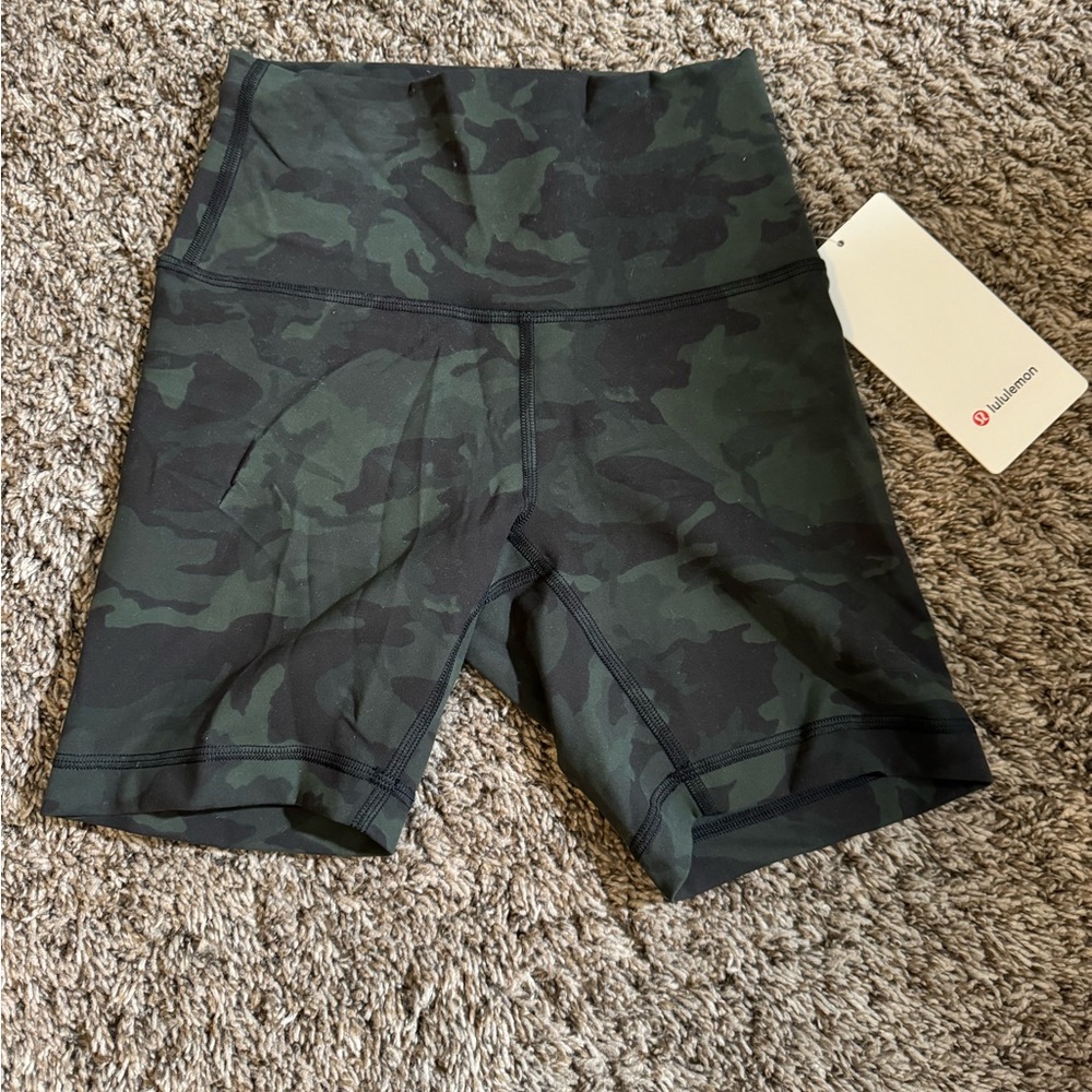 NWT WUNDER TRAIN 6in BIKER SHORTS